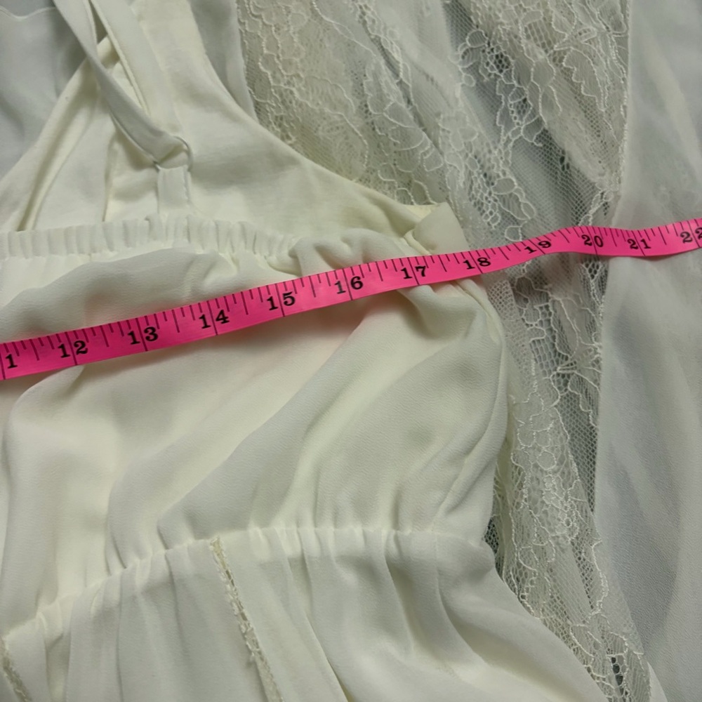 Torrid Chiffon & Lace Panel Romantic Maxi Dress 1X (Ivory/White) Size 1X (1) - Picture 7 of 8